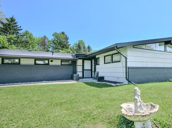 2020 Winding Trl, Springfield, OH 45503