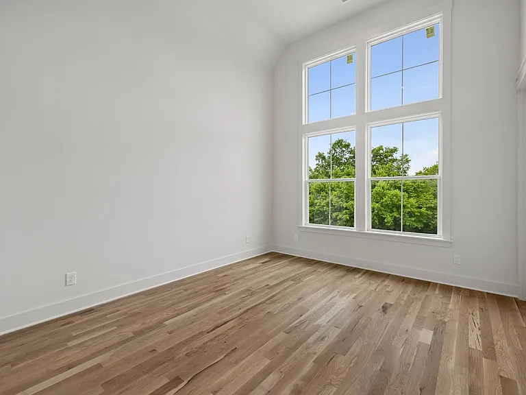 905 Potter Ln — Photo 30