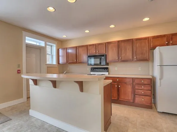 353 W King St #2, Lancaster, PA 17603