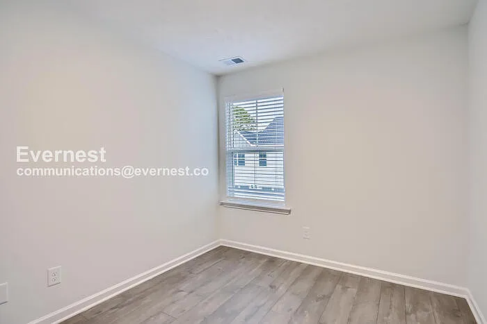 215 Ansley Way — Photo 25