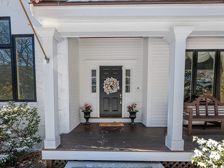 133 Salem St — Photo 4