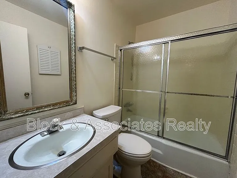 2962C Saint Marks Rd SW — Photo 11