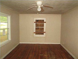 2nd image of 2946 Barwood Dr