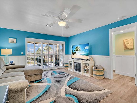 4th image of 235 Rotonda Blvd W #C202
