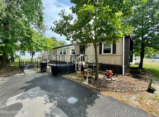 50 Woodchuck Pkwy, Whiting, NJ 08759