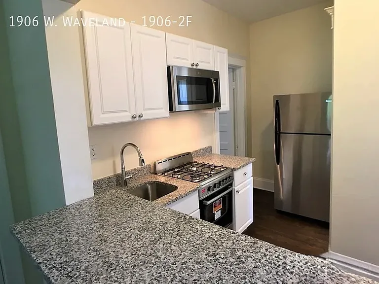 1906 W Waveland Ave #2F — Photo 5