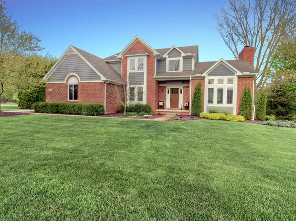 9457 Daleview Dr, South Lyon, MI 48178