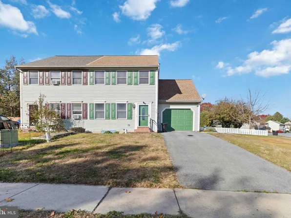 15 Beech Ln, Elizabethtown, PA 17022