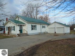 324 N Ithaca St, Ithaca, MI 48847