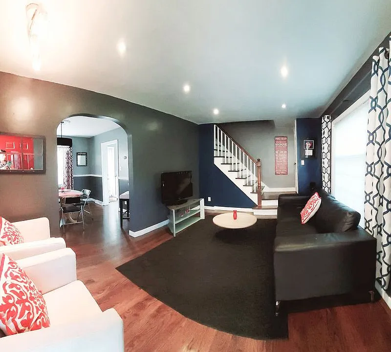 322 Beacon Pl
