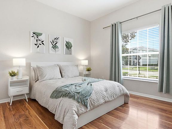 4th image of 2420 CARAVELLE CIRCLE