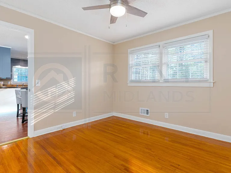 2532 Parkwood Dr — Photo 16