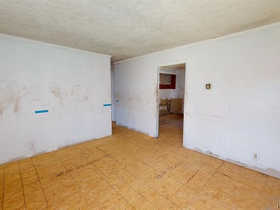 4th image of 110 Byrd Ln