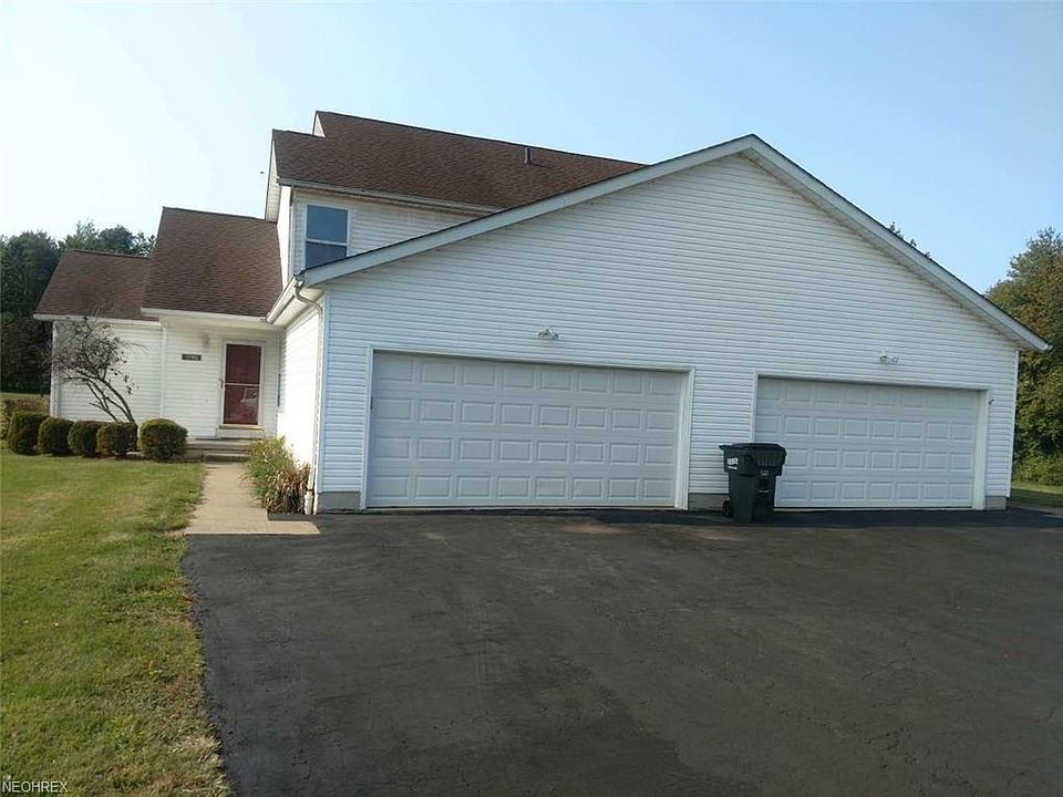 1st image of 1996 & 1998 Rolling Meadows Ln