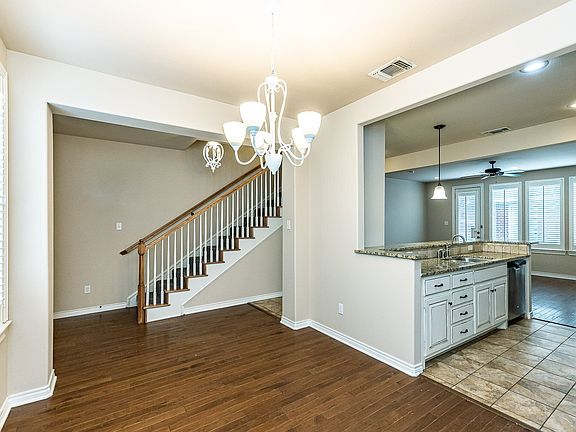 5th image of 4614 121st St