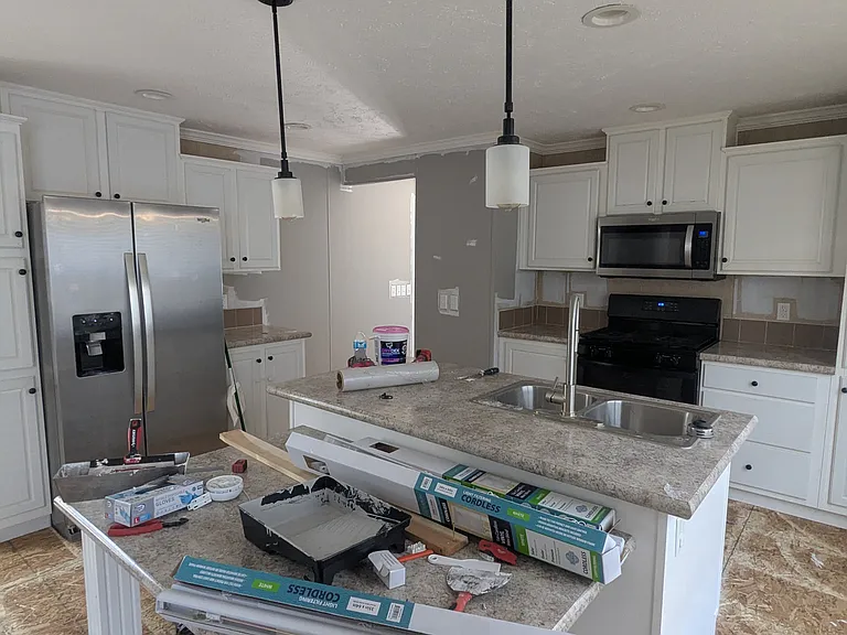 109 Arapaho Dr — Photo 2