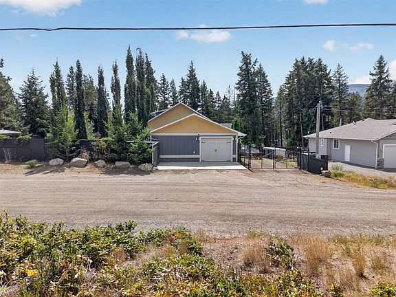 3rd image of 7272 Dunwaters Rd