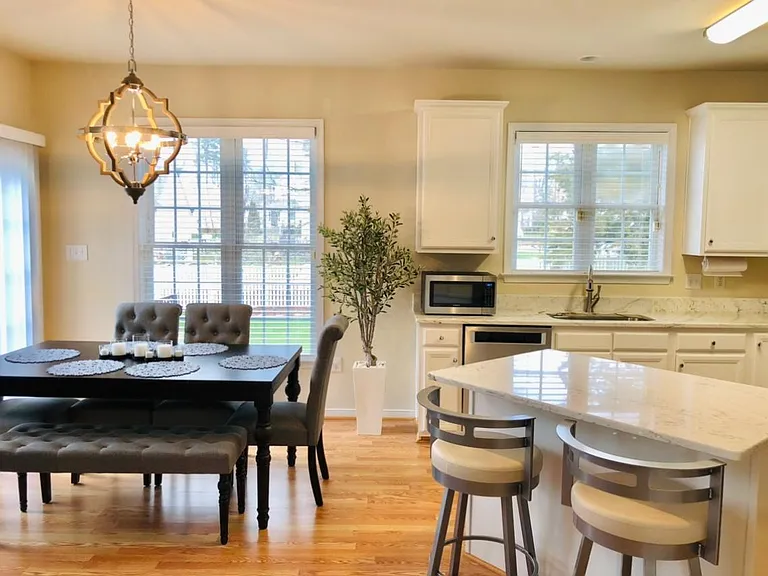 14836 Shorewood Ct — Photo 14