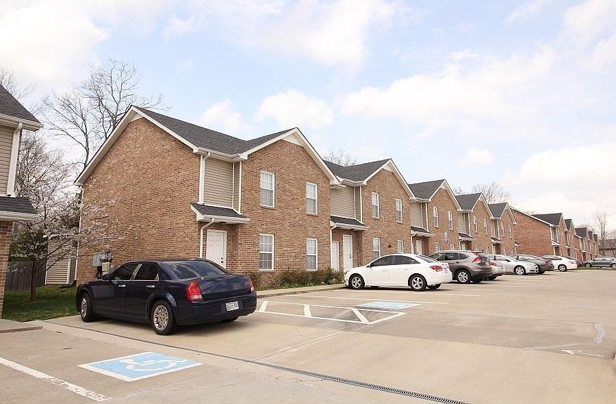 1st image of 2272 McCormick Ln