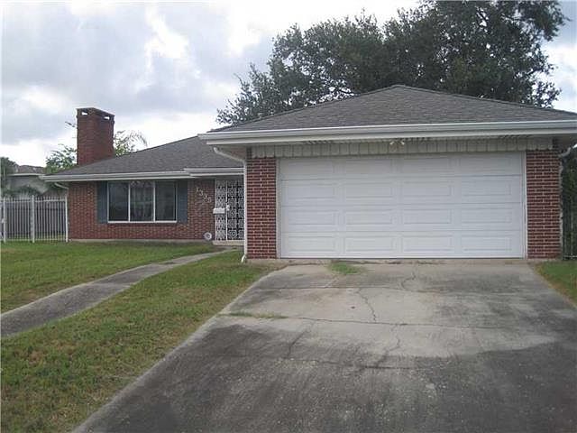 1st image of 1335 Robert E Lee Blvd