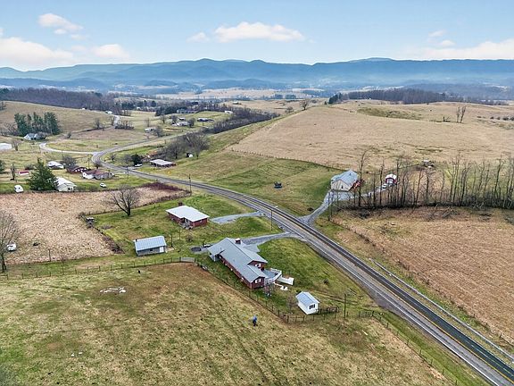 5th image of 1729 Whitetop Rd