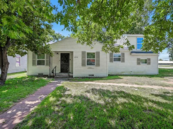 204 Graham Ave, Bonham, TX 75418
