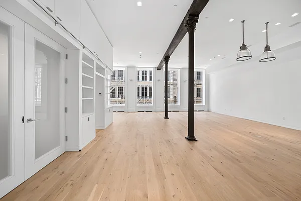 Rented by New York Residence | media 37