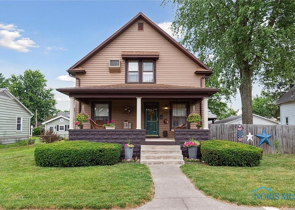 1st image of 222 Lincoln Ave