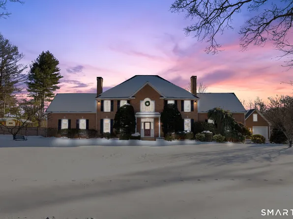 16 Robin Hood Lane, Easton, CT 06612