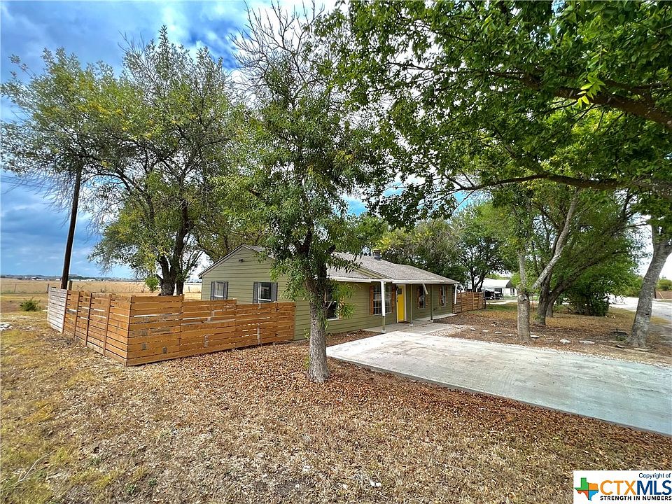 1st image of 112 Discovery Ln