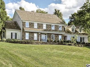 2873 Deer Chase Ln, York, PA 17403