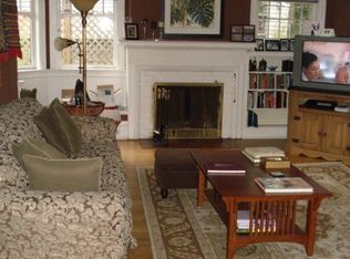 8356 SW Capitol Hwy, Portland, OR 97219