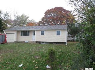 35 Island Ave, Brentwood, NY 11717