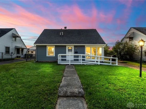 1126 Blakley Dr, Dayton, OH 45403