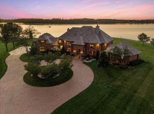 22497 Dodge Ct, Faribault, MN 55021