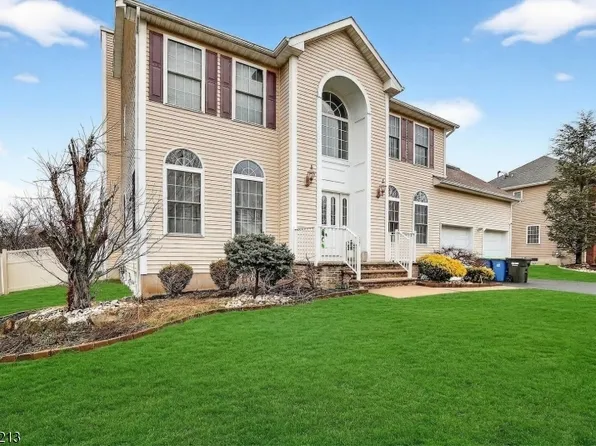 127 Churchill Ave, Franklin Twp., NJ 08873