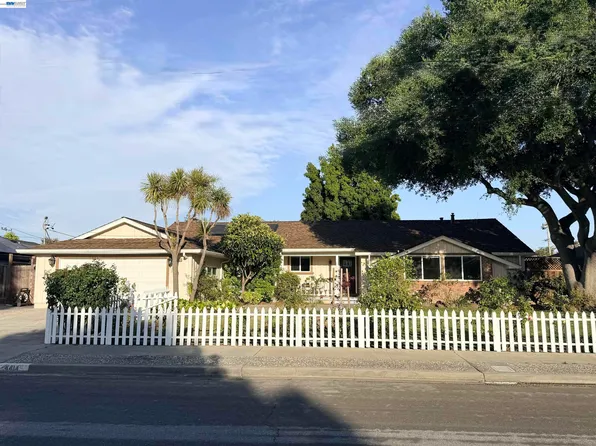 4414 Grover Dr, Fremont, CA 94536