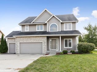 12614 Ridgemont Dr, Urbandale, IA 50323