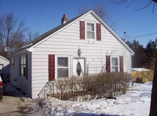 76 Allview Dr SW, Cedar Rapids, IA 52404