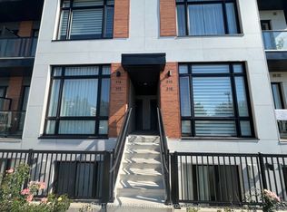 6 Steckley House Ln #313, Richmond Hill, ON L4S 0N1