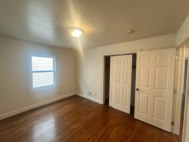 24 Wales Ave — Photo 5