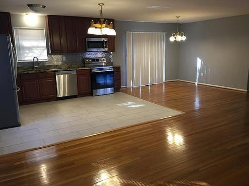 2nd image of 13117 Eddington Dr