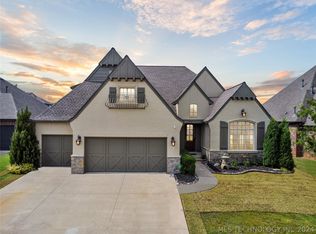 2607 W New Orleans Pl, Broken Arrow, OK 74011