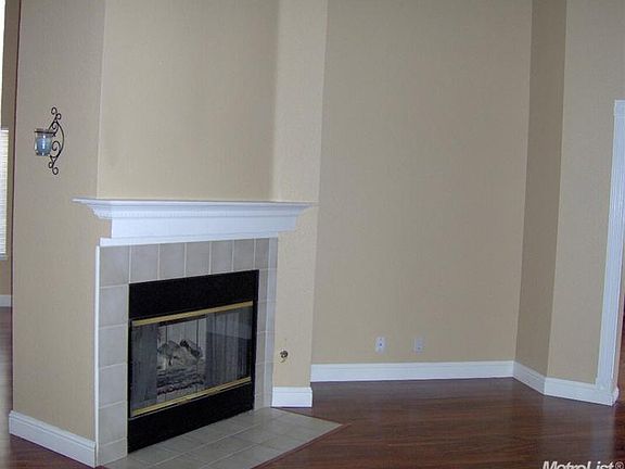4th image of 4420 San Vito Dr