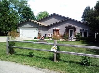 W379S4956 W Pretty Lake Rd, Dousman, WI 53118