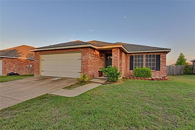 1st image of 810 Wild Prairie Dr