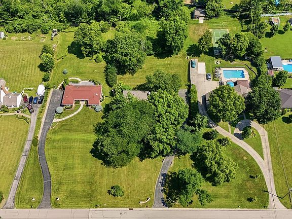 3rd image of 5362 Palisades Dr