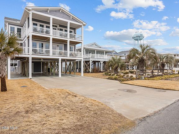 2nd image of 116 W Dolphin Drive