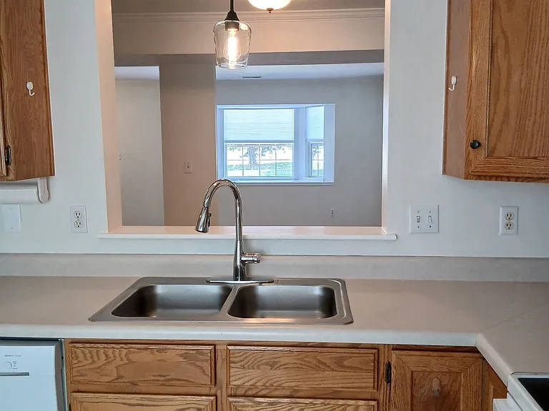 790 E Hamlet Cir N — Photo 6