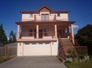 8914 31st Ave NW, Seattle, WA 98117